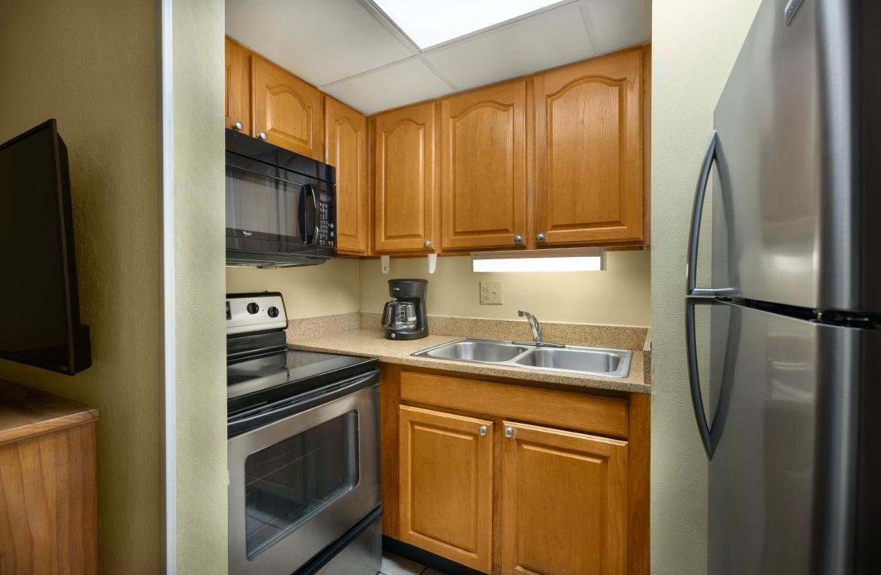 מירטל ביץ' Monterey Bay Suites מראה חיצוני תמונה