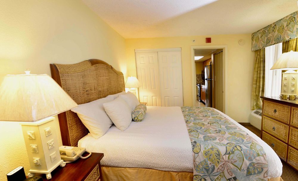מירטל ביץ' Monterey Bay Suites מראה חיצוני תמונה